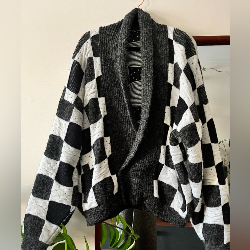 Oversized checkered wool sweater-coat